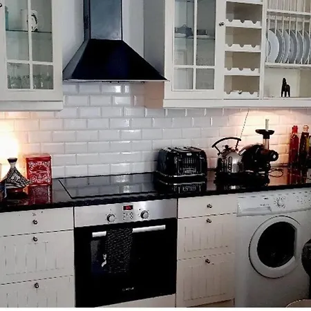 Beautiful Two Bedroom Flat In Kensington Лондон Экстерьер фото