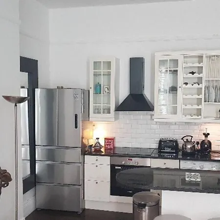 Beautiful Two Bedroom Flat In Kensington Лондон Экстерьер фото